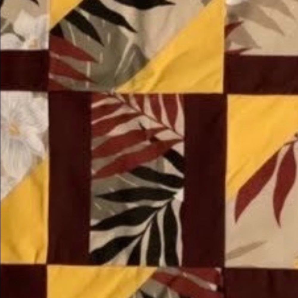 New Handmade Hawaiian Print Lap/Baby Quilt - Picture 2 of 2